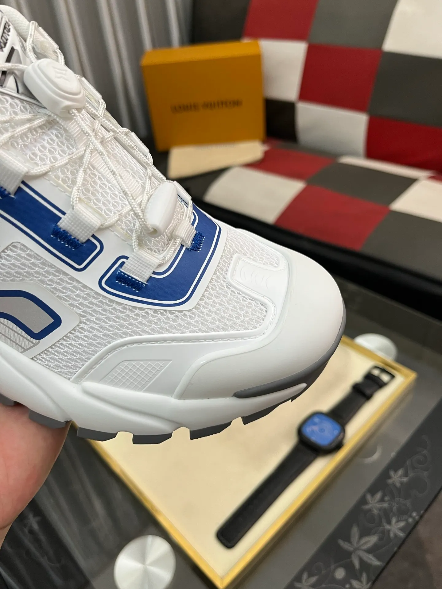Men's shoes 💰780⌚️⌚️Top version [LOUIS VUITTON] Couple 🧑‍🤝‍🧑 Craftsman style Counter series (original order) New style 🍀LV Louis Vuitton - Top version LV classic high-top trendy shoes! Made of imported original craft calfskin, original breathable lining, and original wear-resistant, lightweight, high-end TPU outsole! High quality products! Code number: 36-457️⃣Colors available
